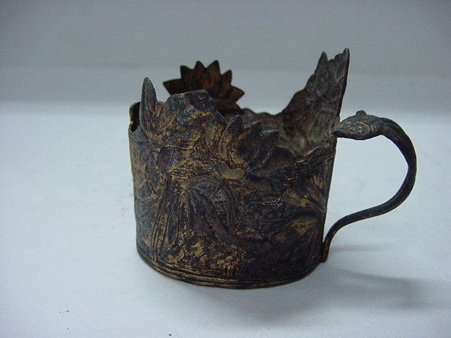 화조문 금동잔받침(잔대)