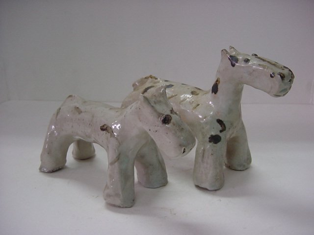 철화 마형백자 2점