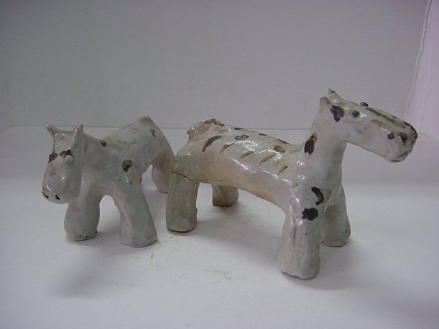 철화 마형백자 2점