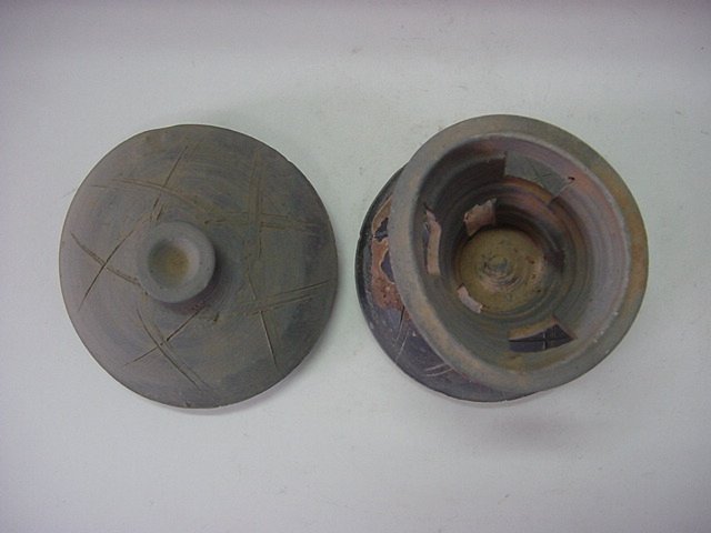 토기교차문 굽다리완