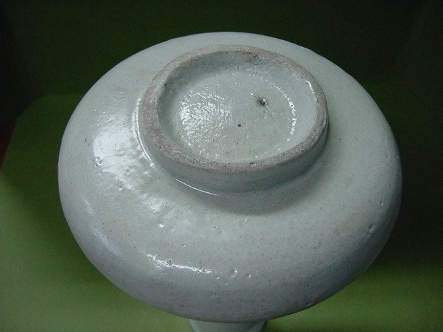 특이한 백자주병