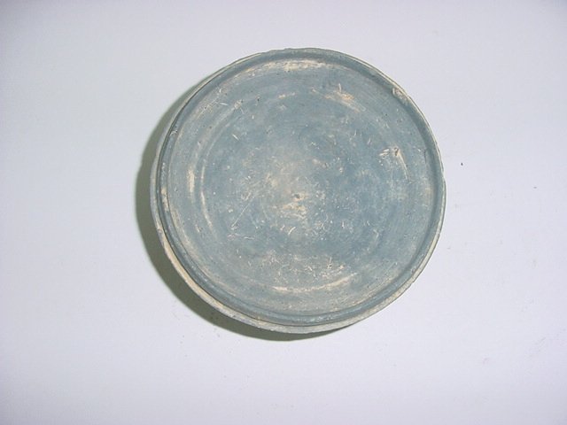 토기굽다리 접시 와뚜겅