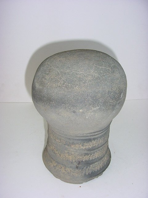 토기 삼단물결문목긴호