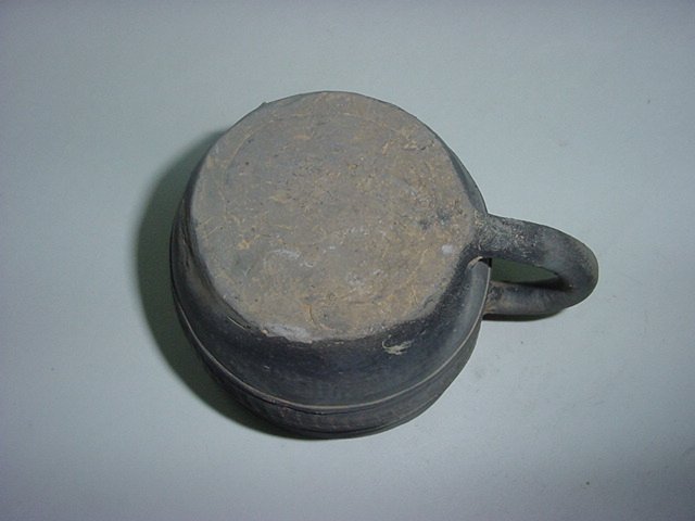 토기물결문 크라운잔