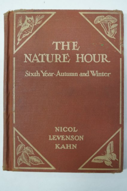 1935년 미국간행 THE NATURE HOUR