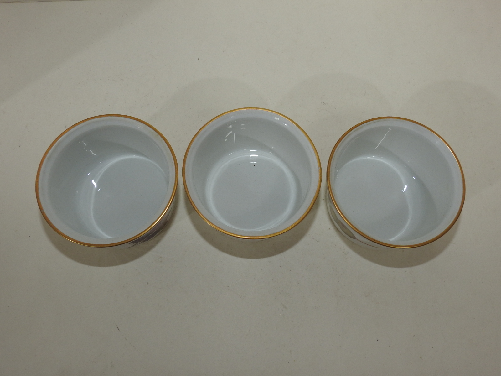 영국산 로얄우스터 백자화문금채 완 3점셋트