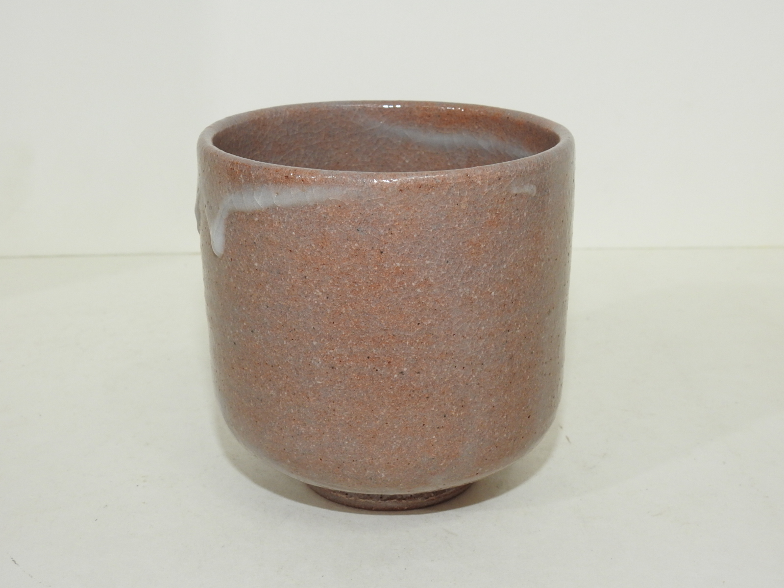 청자 유약흘림이 좋은 말찻잔