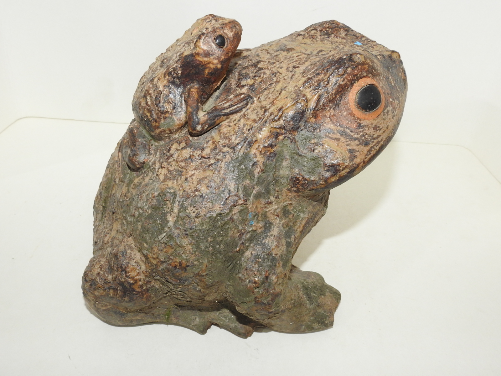 시가라끼 청자도자기로된 복두꺼비 조각상