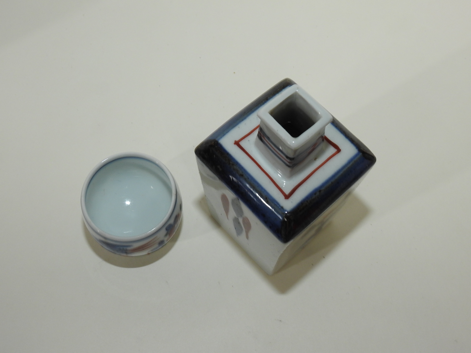 청화백자 진사화문 주병과 잔