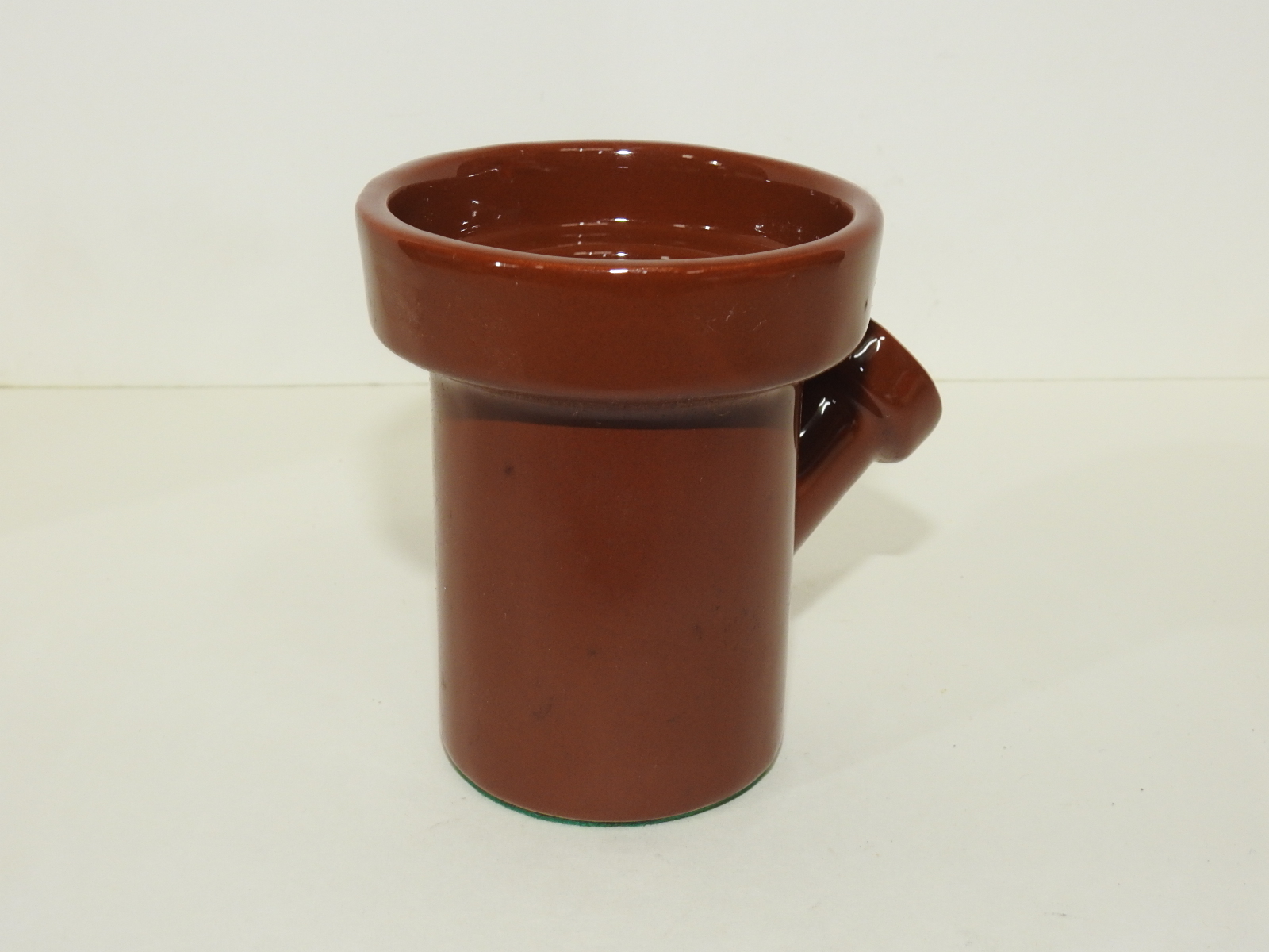 특이한 모양의 청자 주자호