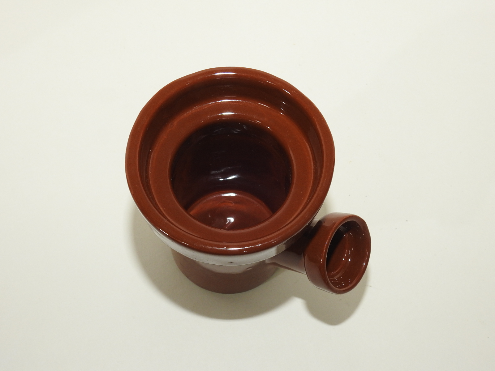 특이한 모양의 청자 주자호