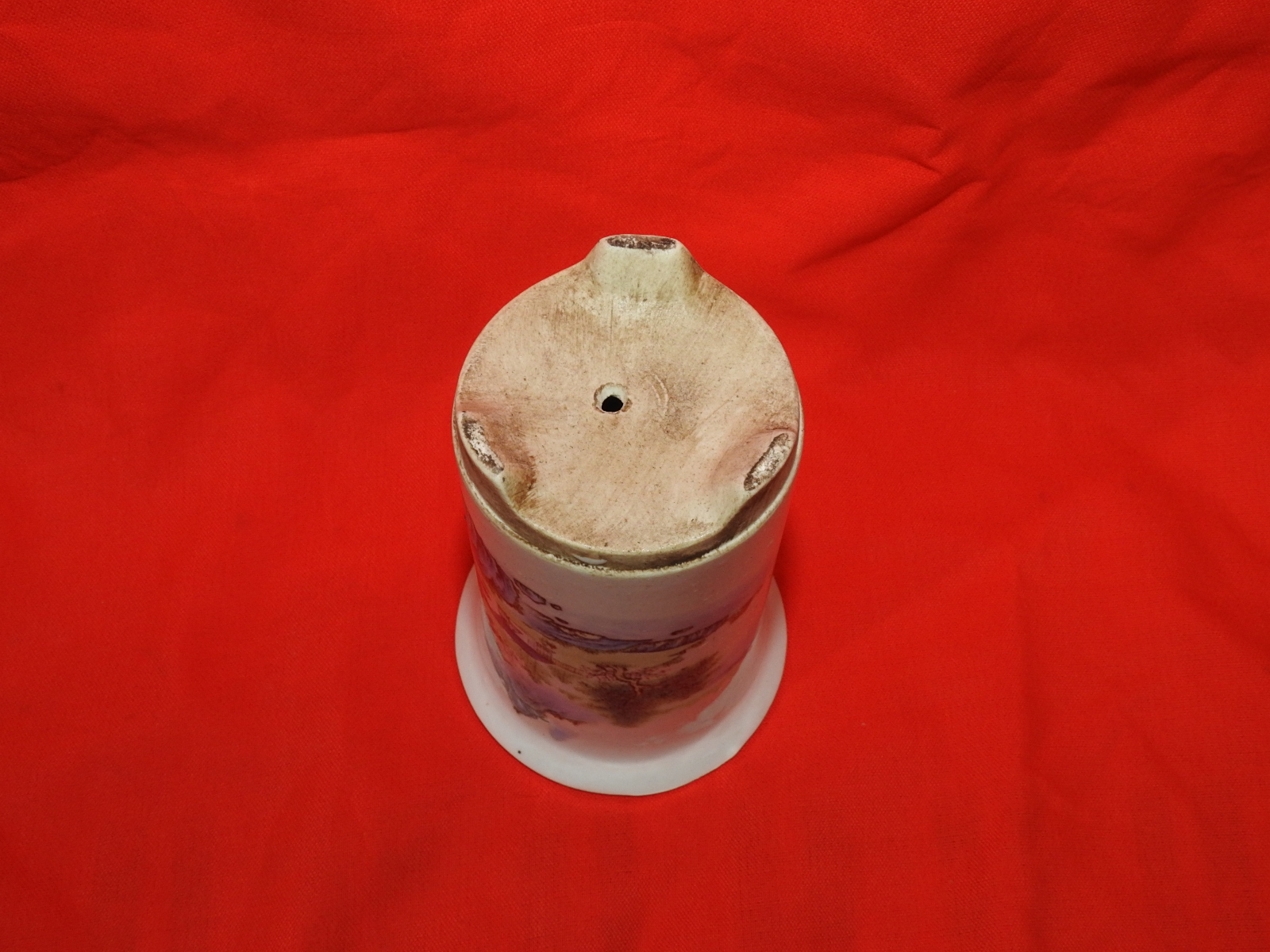 철화백자 산수문 화분