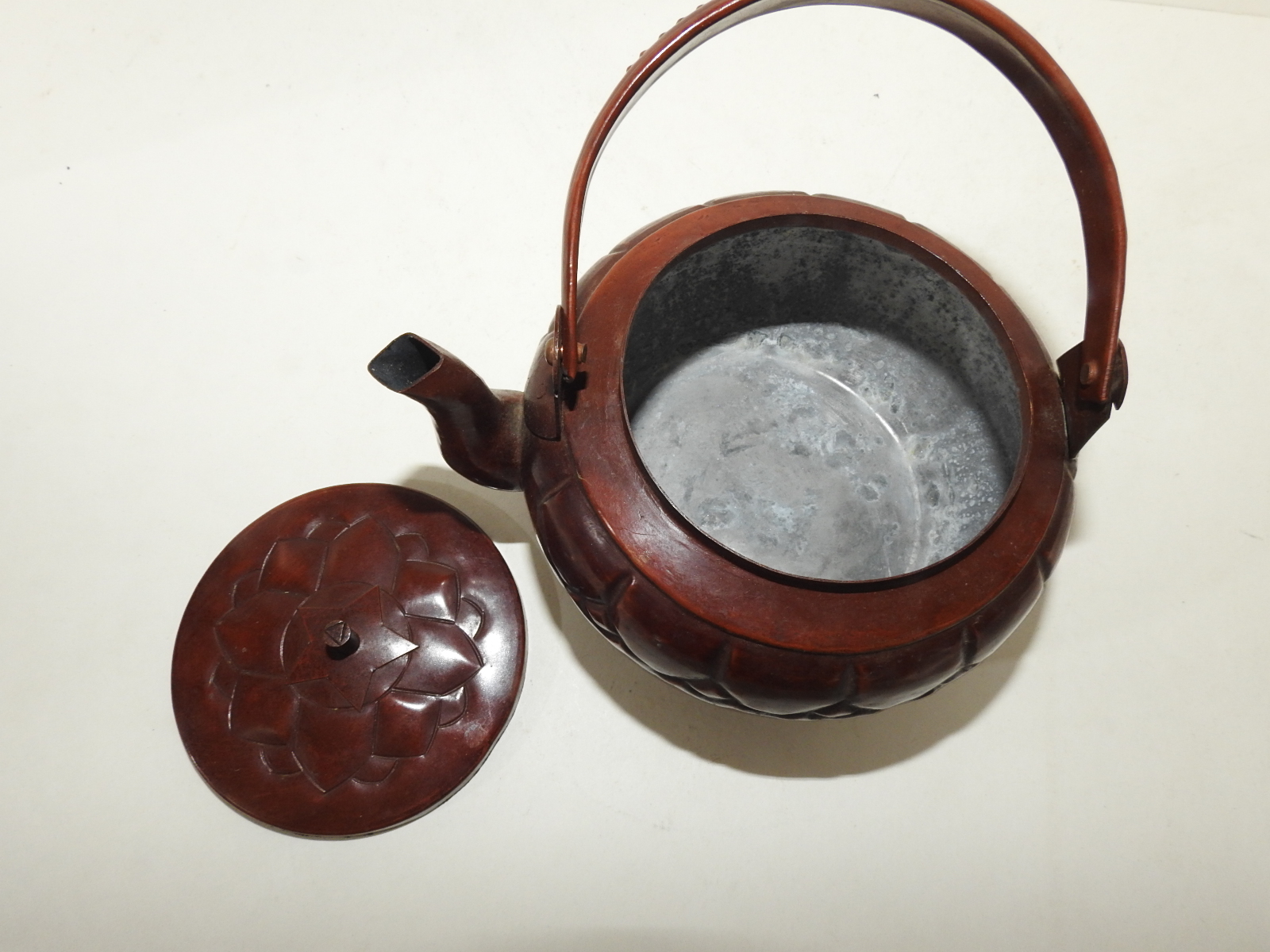 화문조각이 된 동 주자