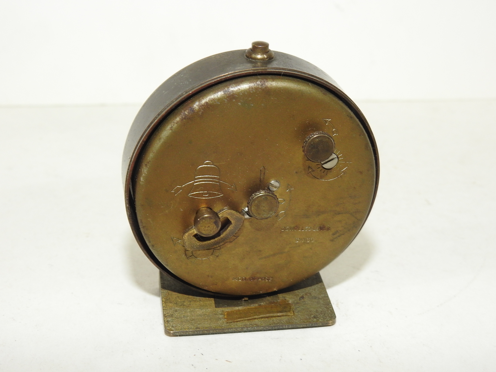 청동으로된 스위스산 테엽시계