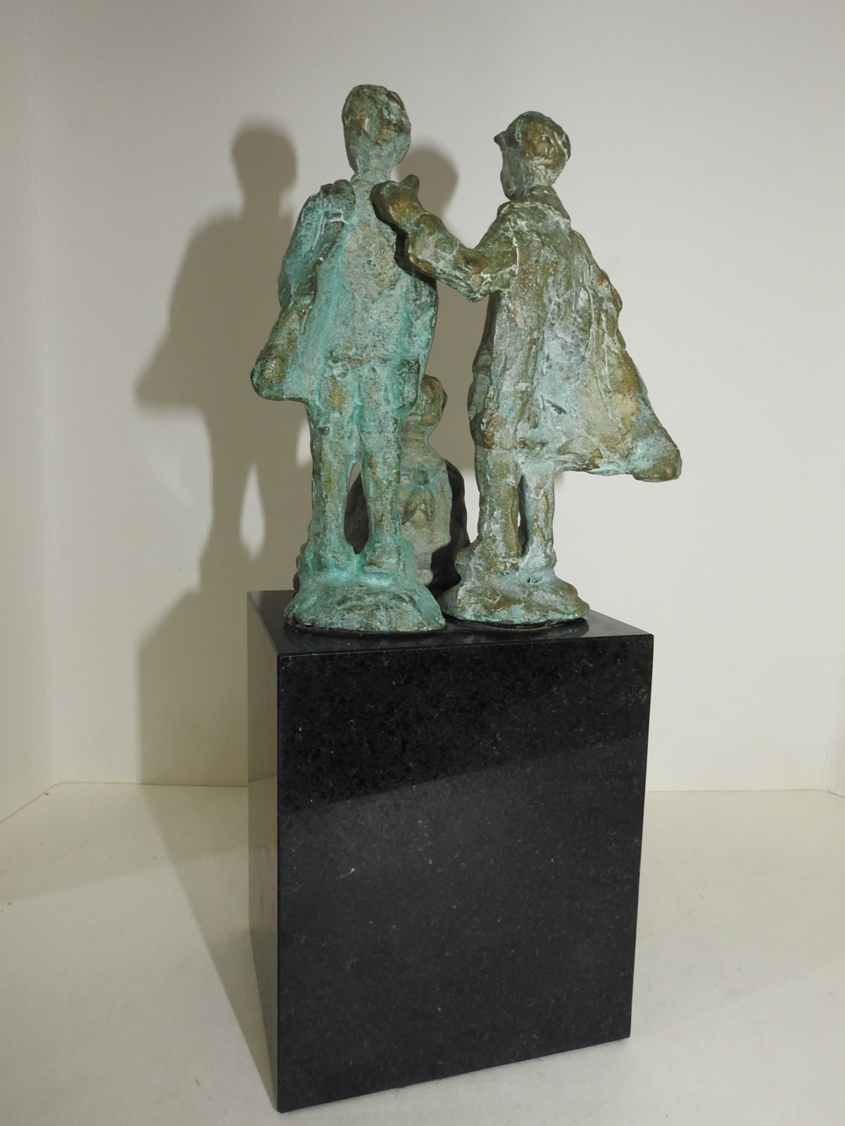 대리석받침에 청동브론즈 인물 조각상