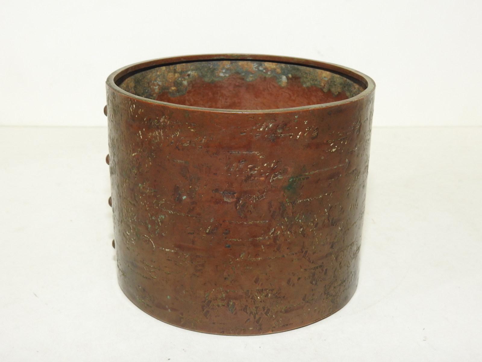 연대가좋은 동으로된 향완