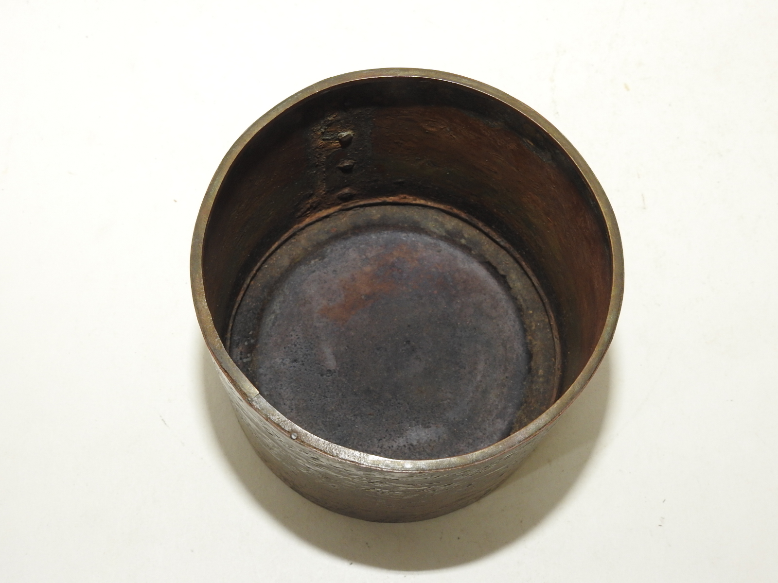 연대가좋은 동으로된 향완