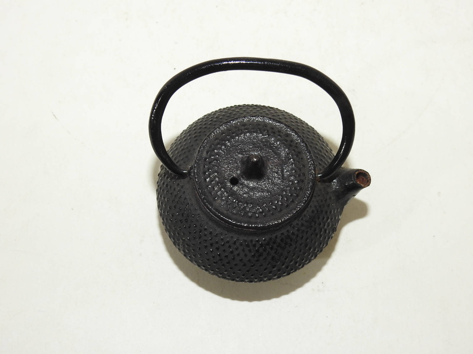 무쇠로된 소형 주자