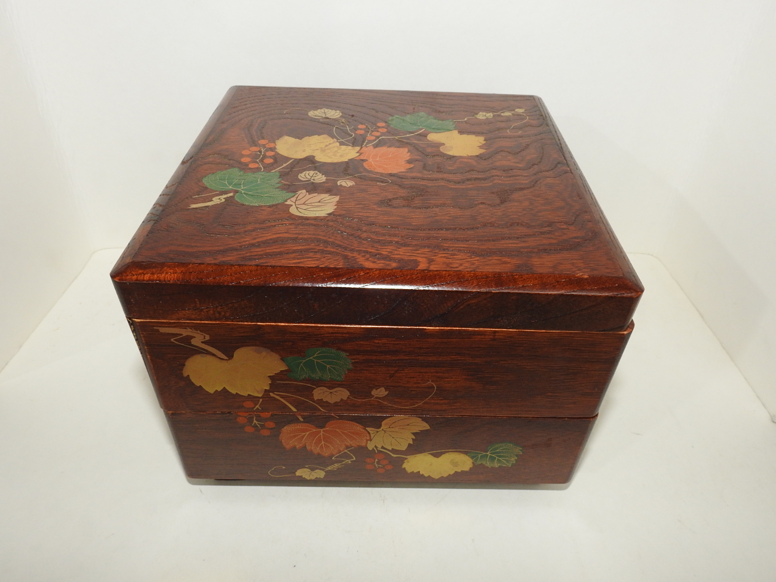 미사용 원목나무에 금채포도문 이단합