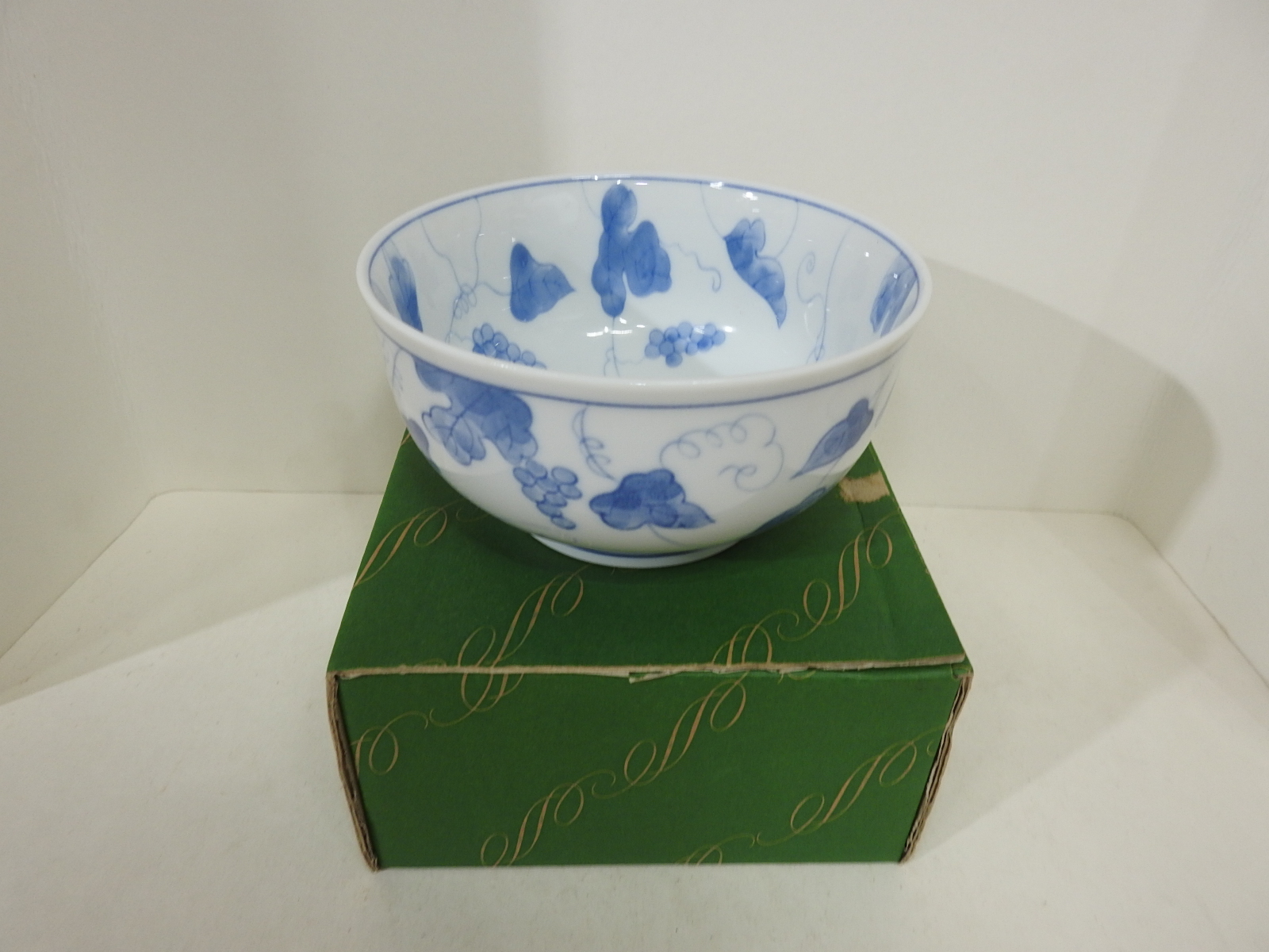 청화백자 포도문 완