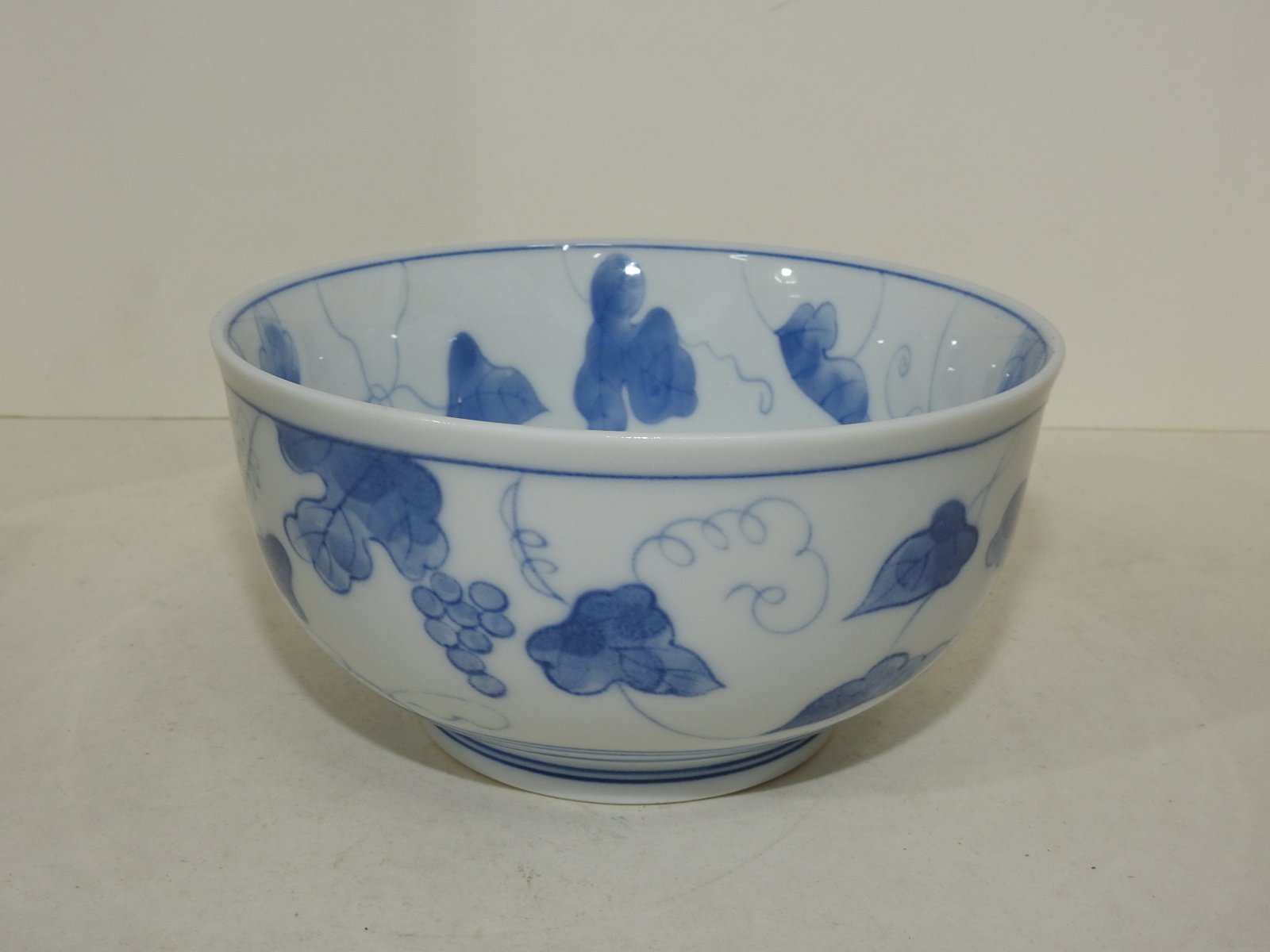 청화백자 포도문 완