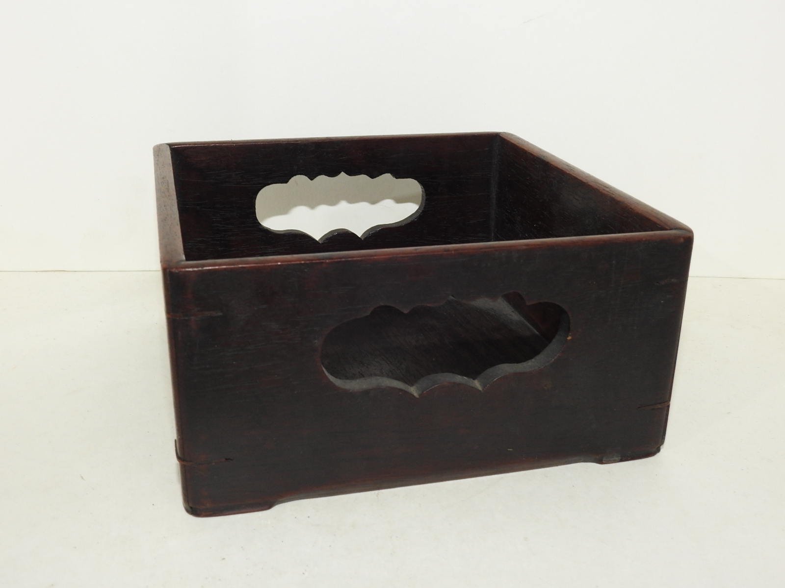 연대와 땟물이 좋은 화류목 사각함