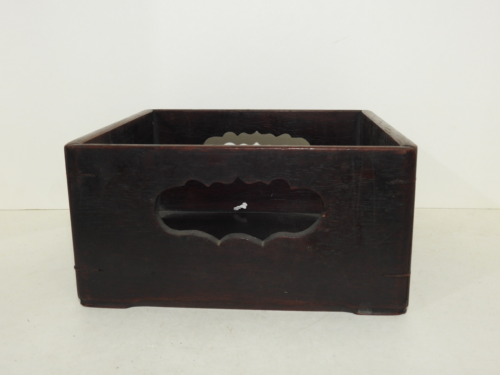 연대와 땟물이 좋은 화류목 사각함