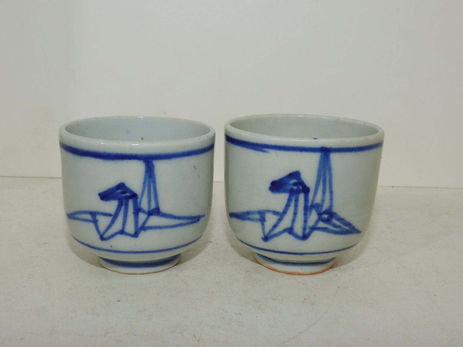 연대가좋은 청화백자 종이학문 잔 2점