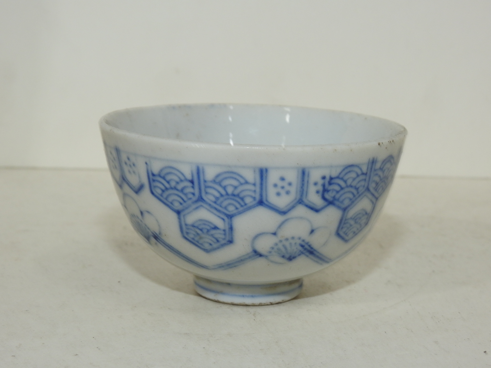 연대가좋은 청화백자화문 잔