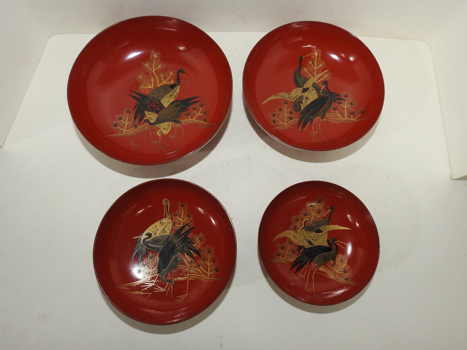 연대가좋은 나무에 금채노송학문그림이 있는 완 4점