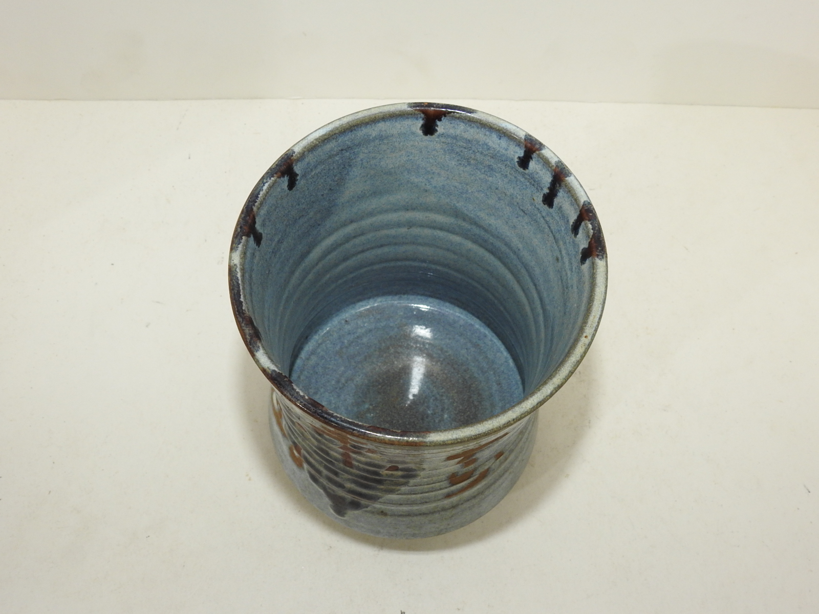 청자 철화문자문 필통