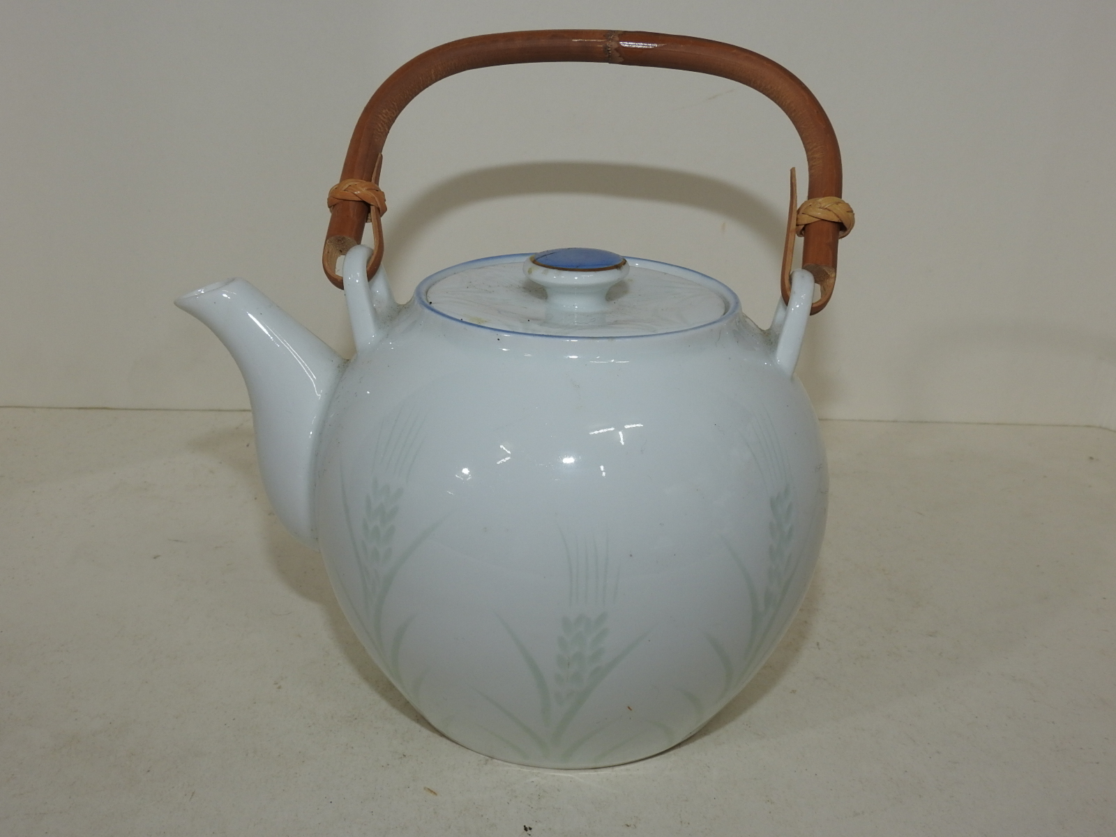 청화백자 보리문 주자