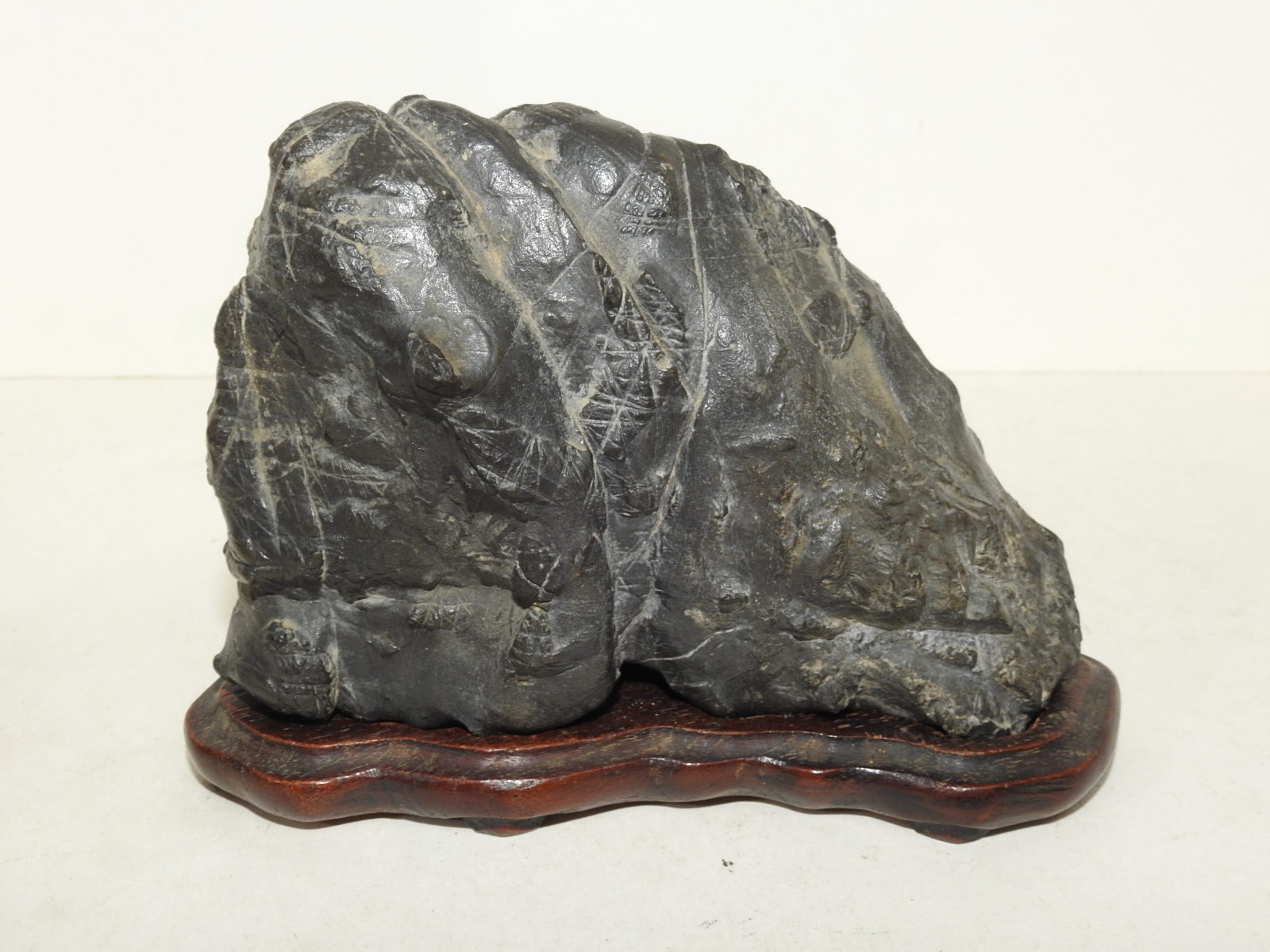 산모양 용석 수석