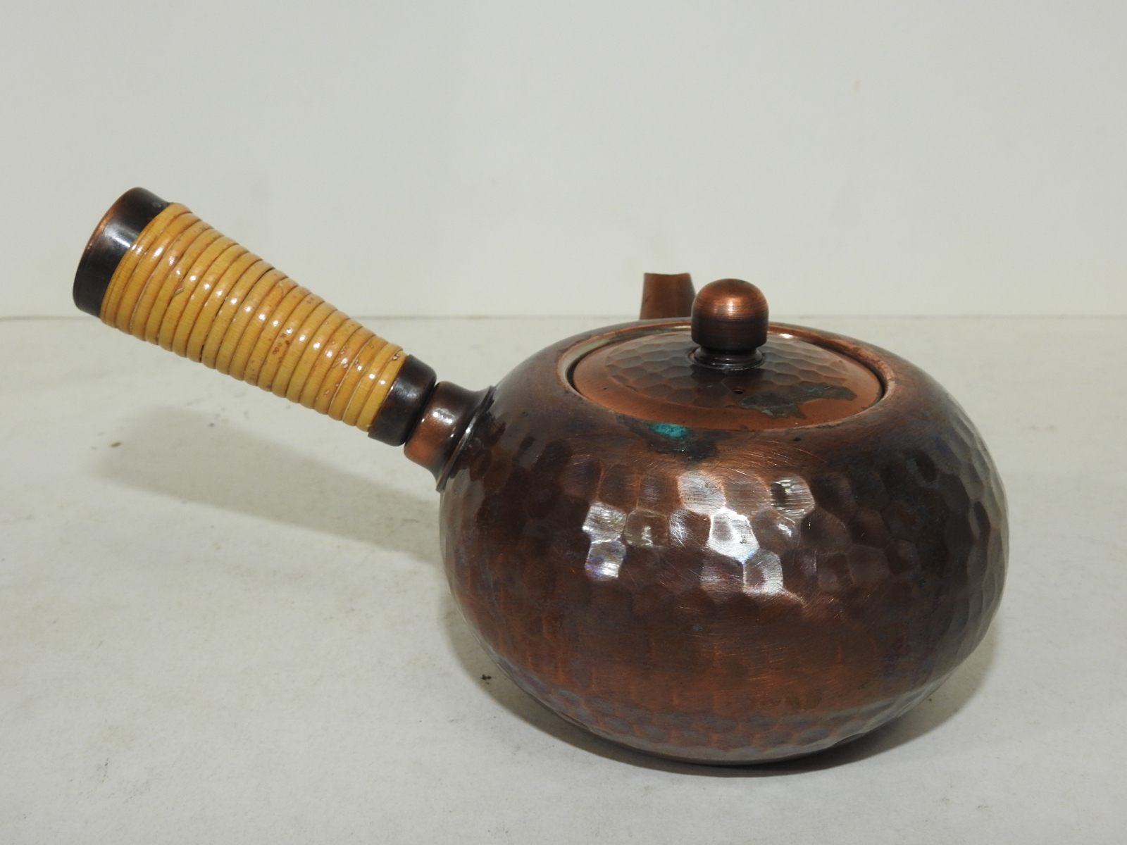 순동으로된 동다관