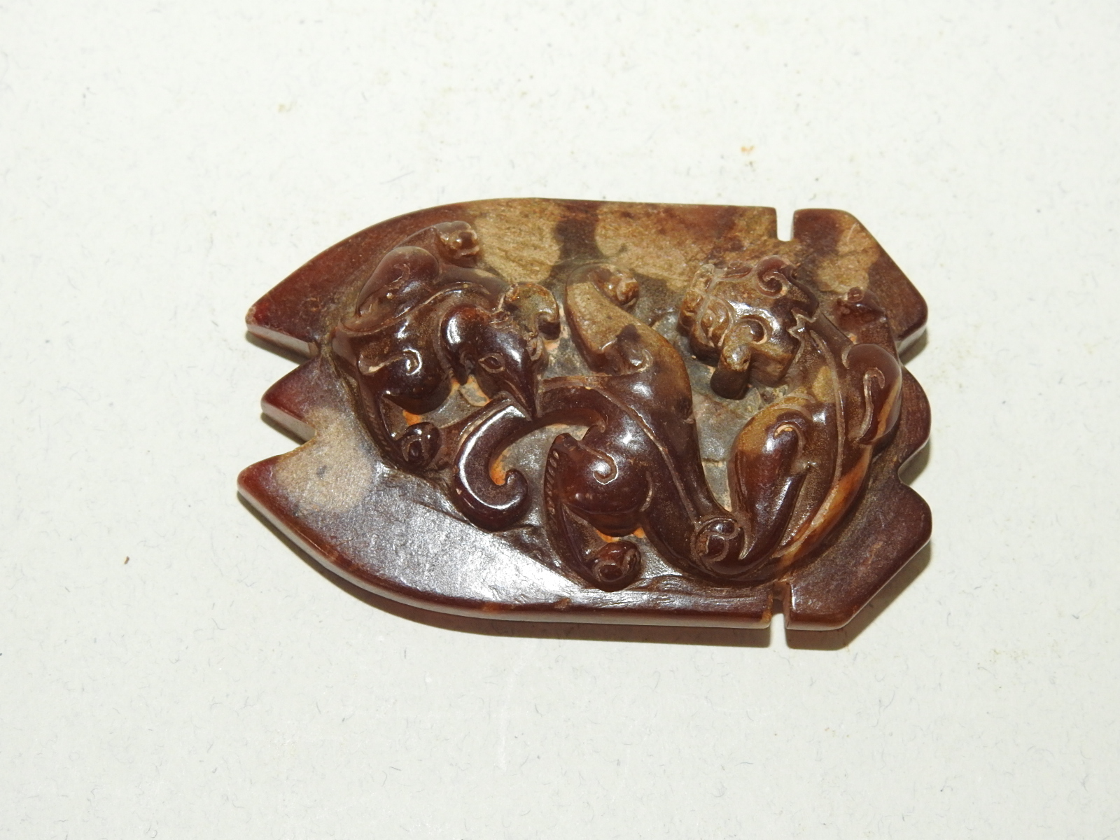 퇴화진황옥돌로된 해태용 옥노리개