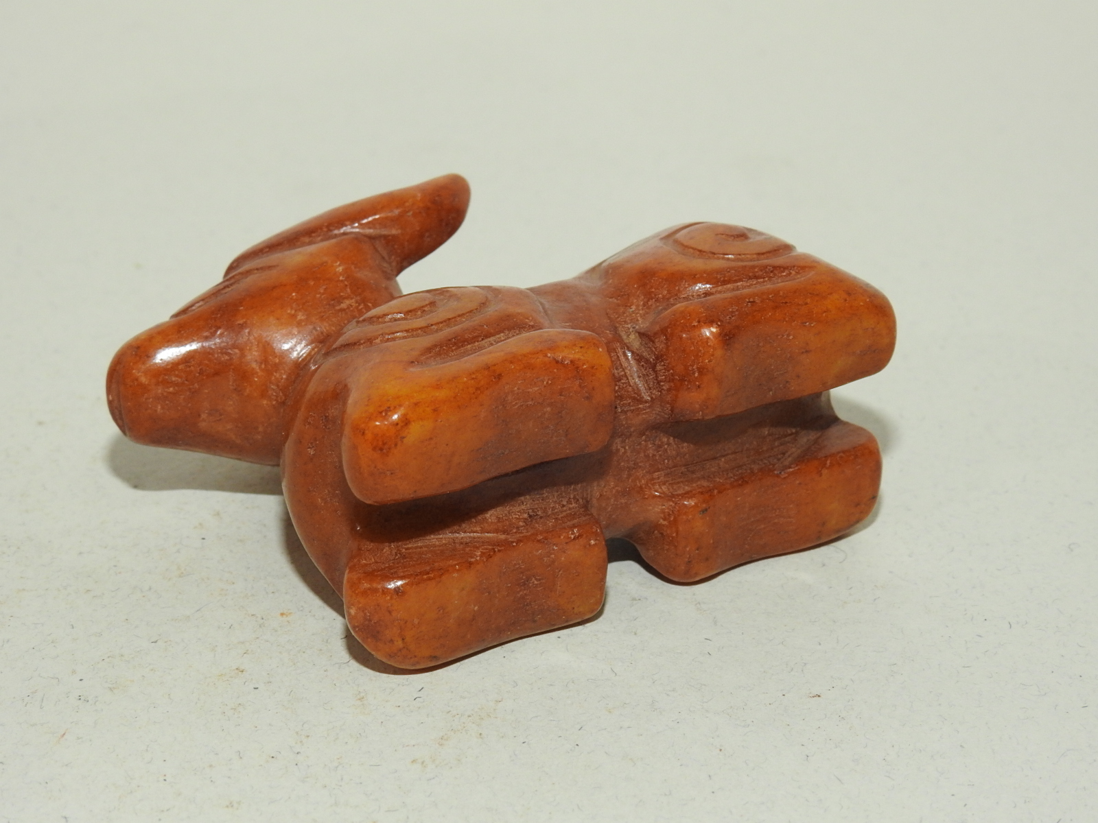 황옥돌로된 동물 옥조각상