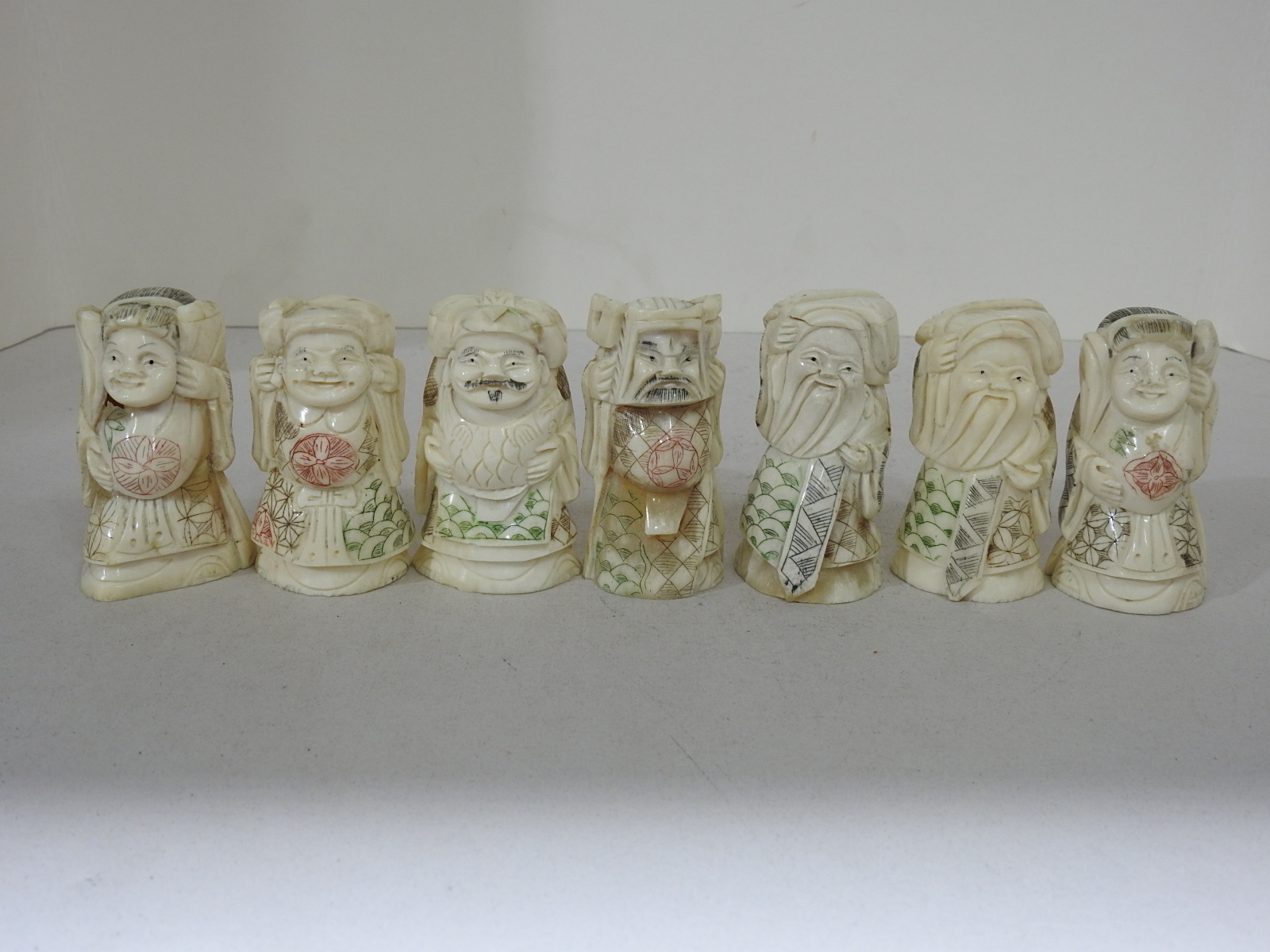 상아 칠복신 조각상 7점