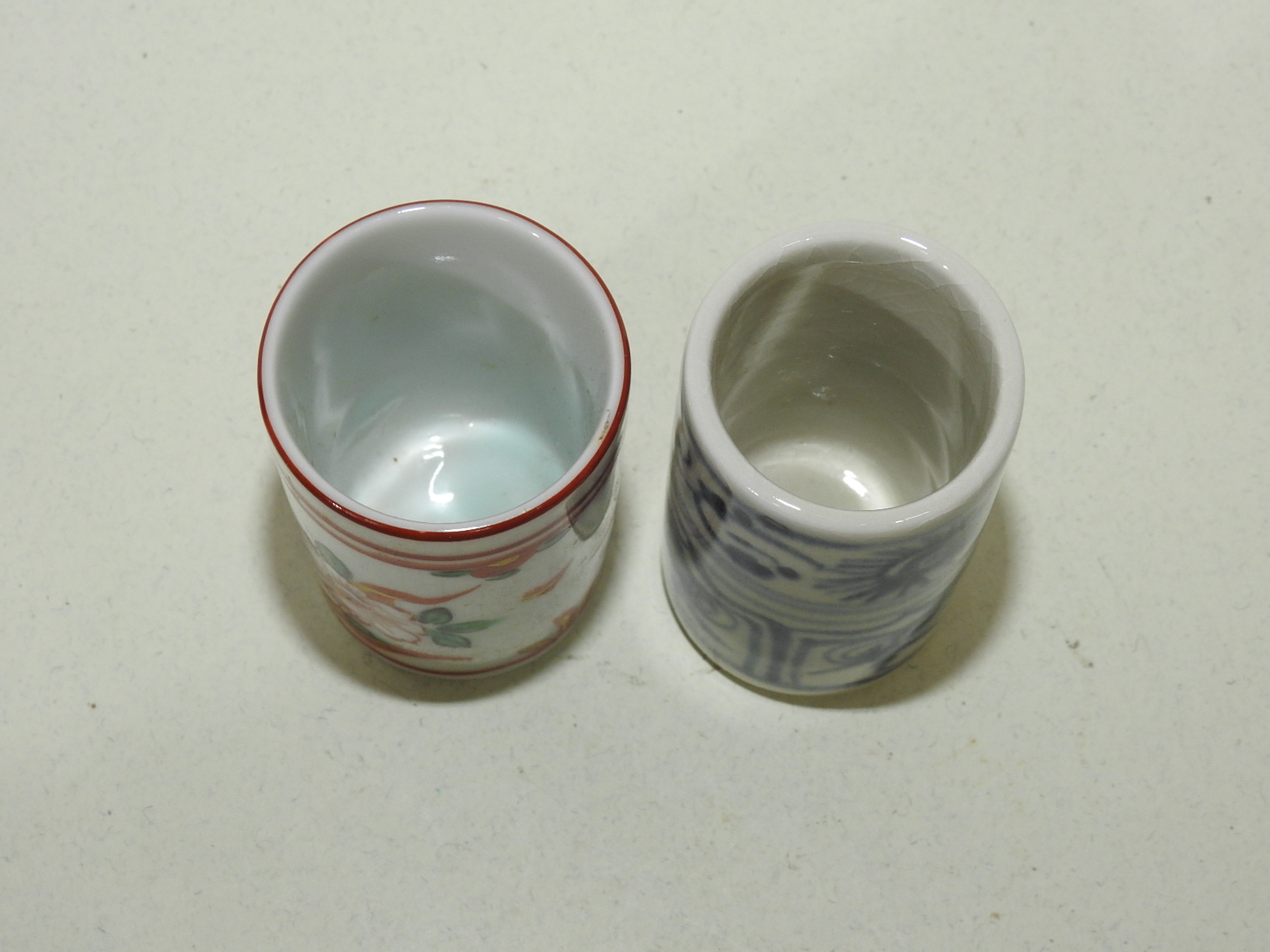 청화 및 진사백자화문 잔 2점