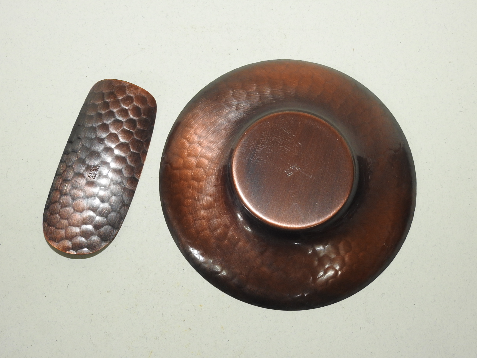 순동으로된 차탁과 다관셋트