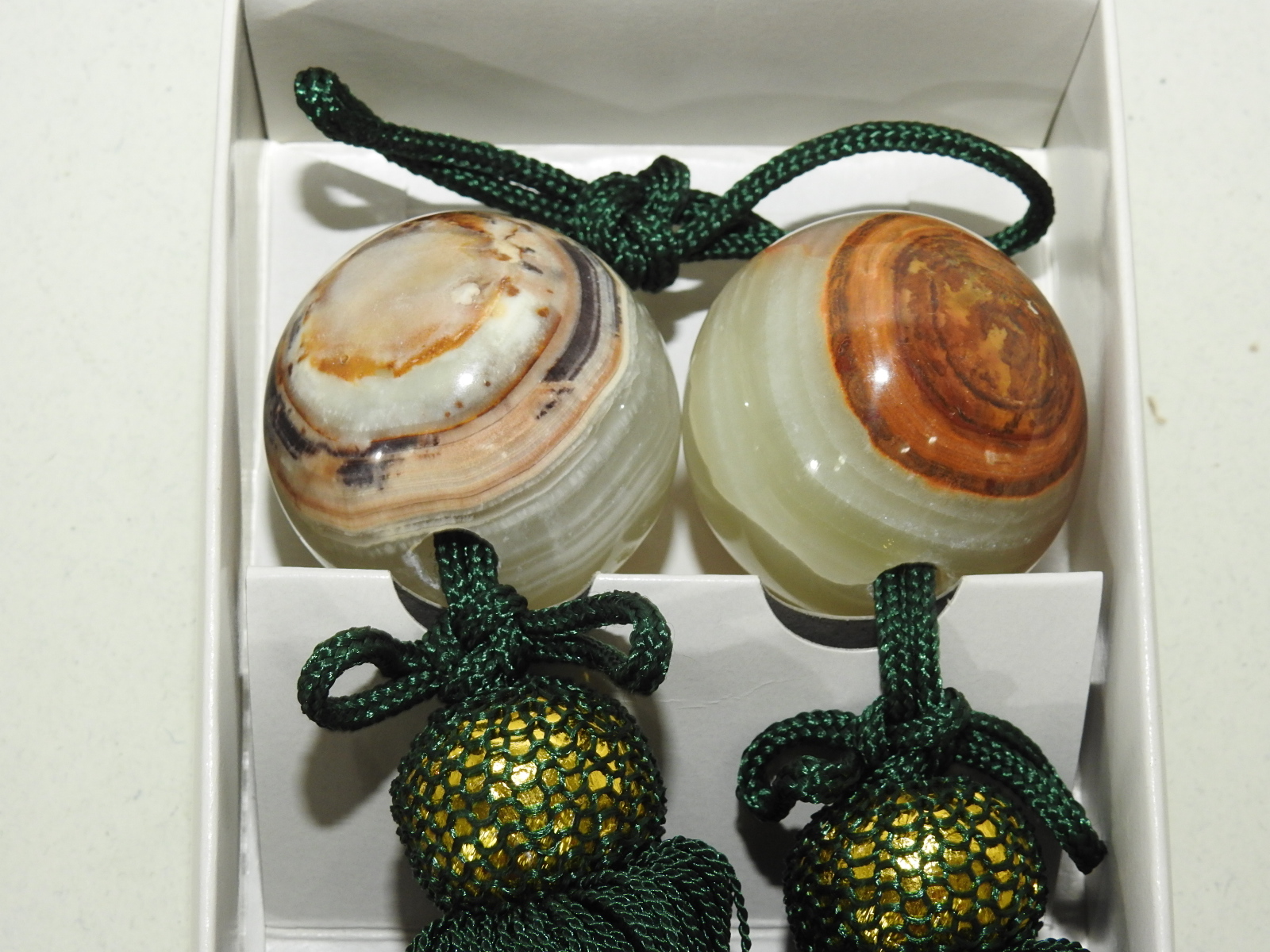 황무뉘옥돌로된 추(풍진) 1쌍