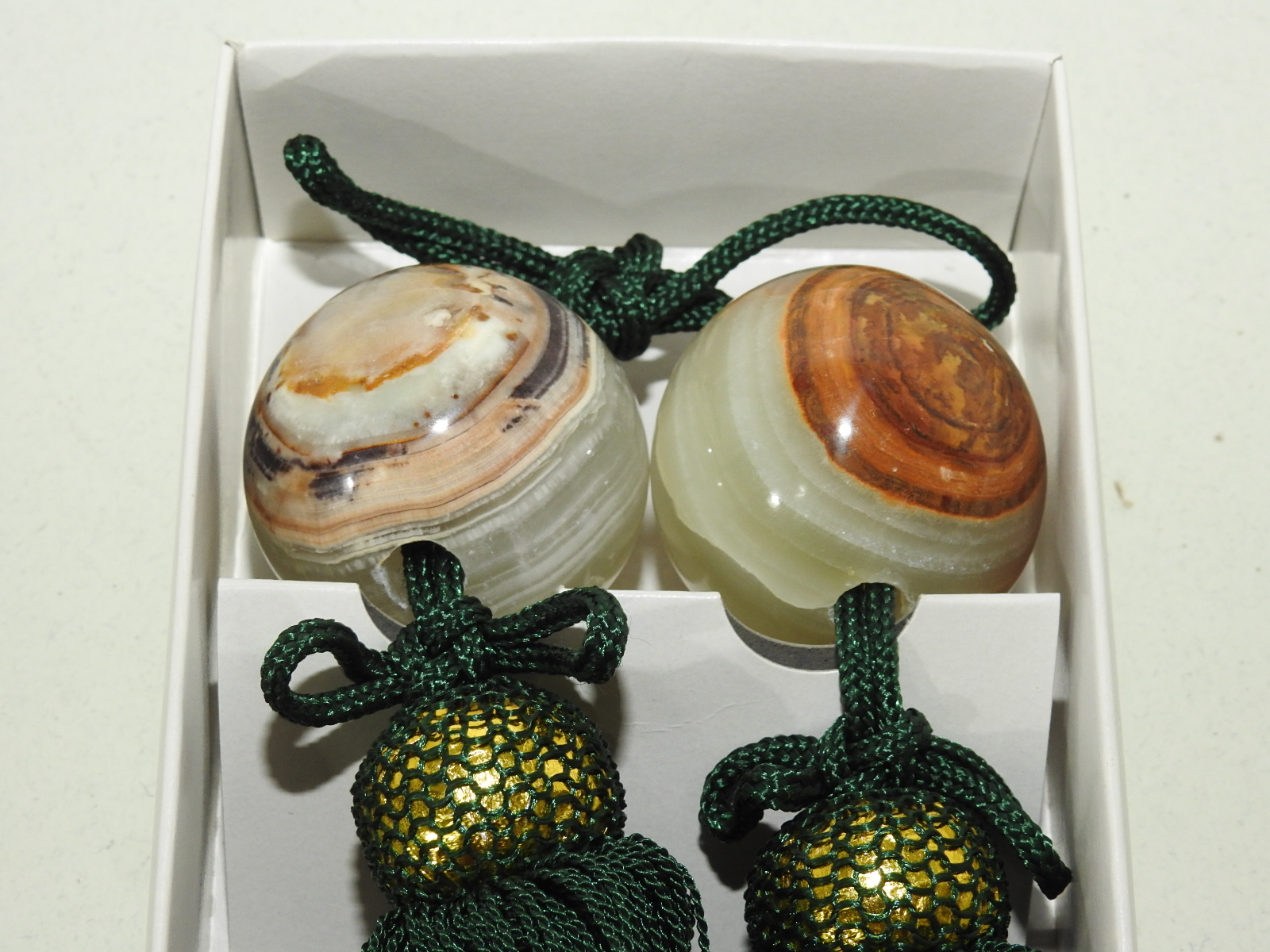 황무뉘옥돌로된 추(풍진) 1쌍