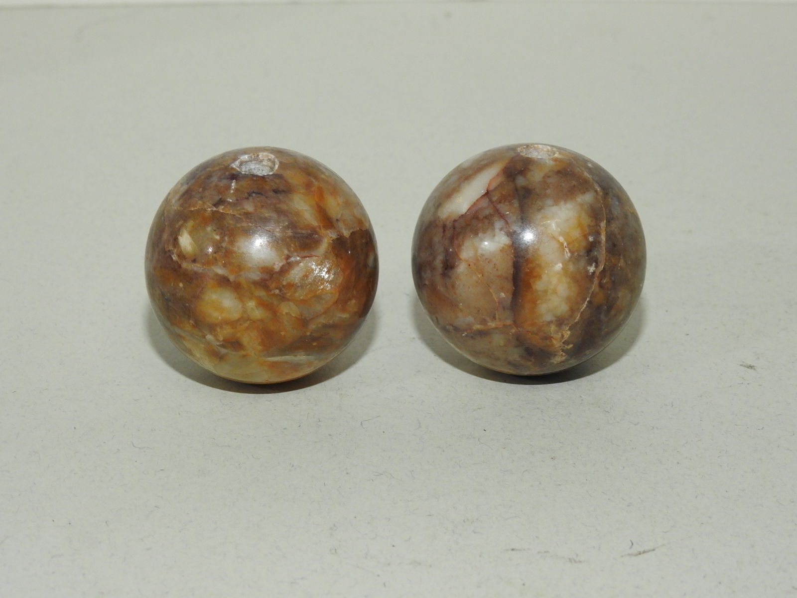 황무뉘옥돌로된 추(풍진) 1쌍