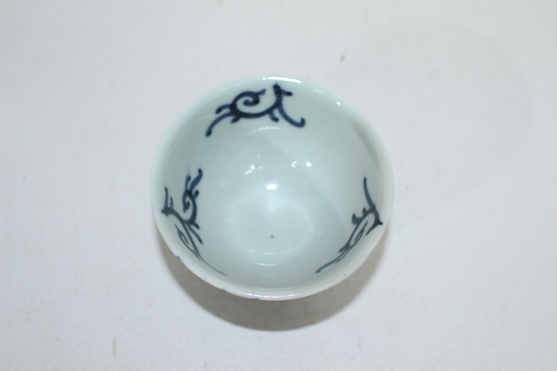 연대가좋은 청화백자화문 잔