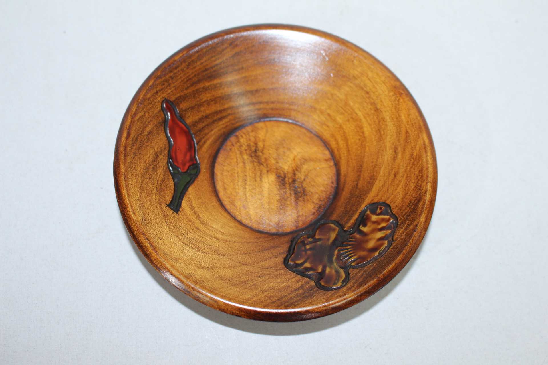 원목나무에 화문이 조각된 차탁 5점