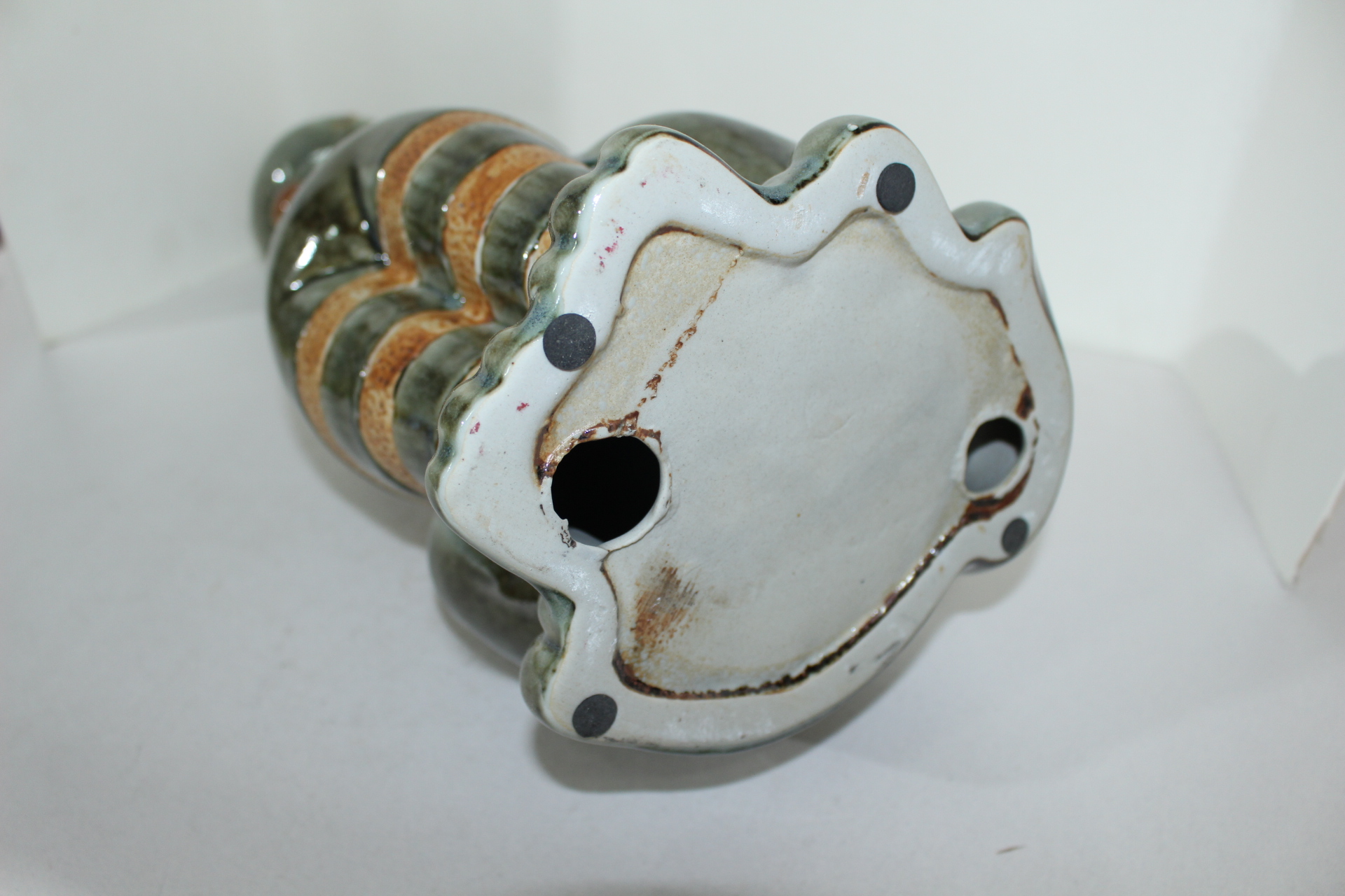 대형크기의 청자 고양이 조각상