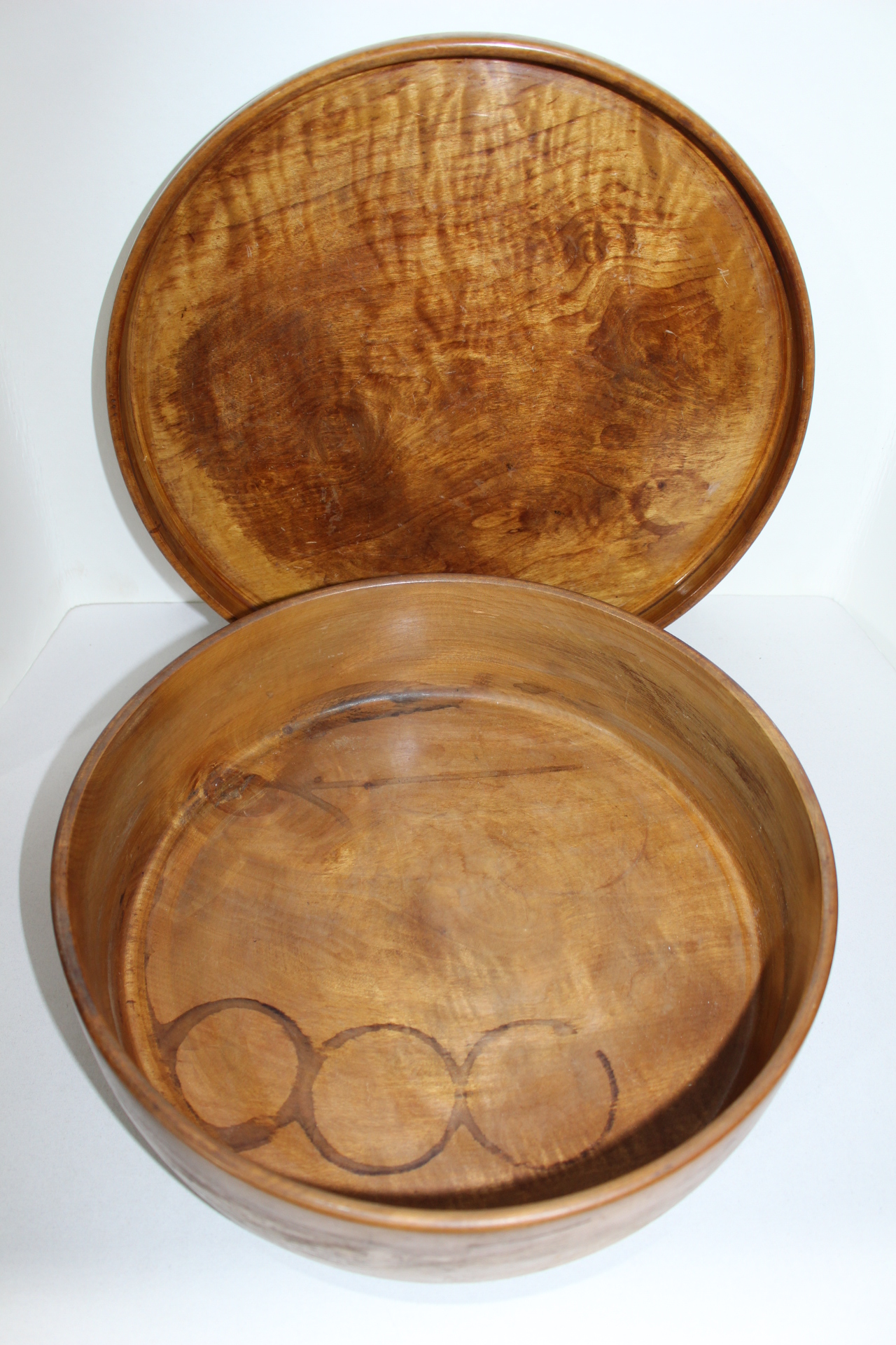 연대좋은 대형크기의 원목나무로된 차함