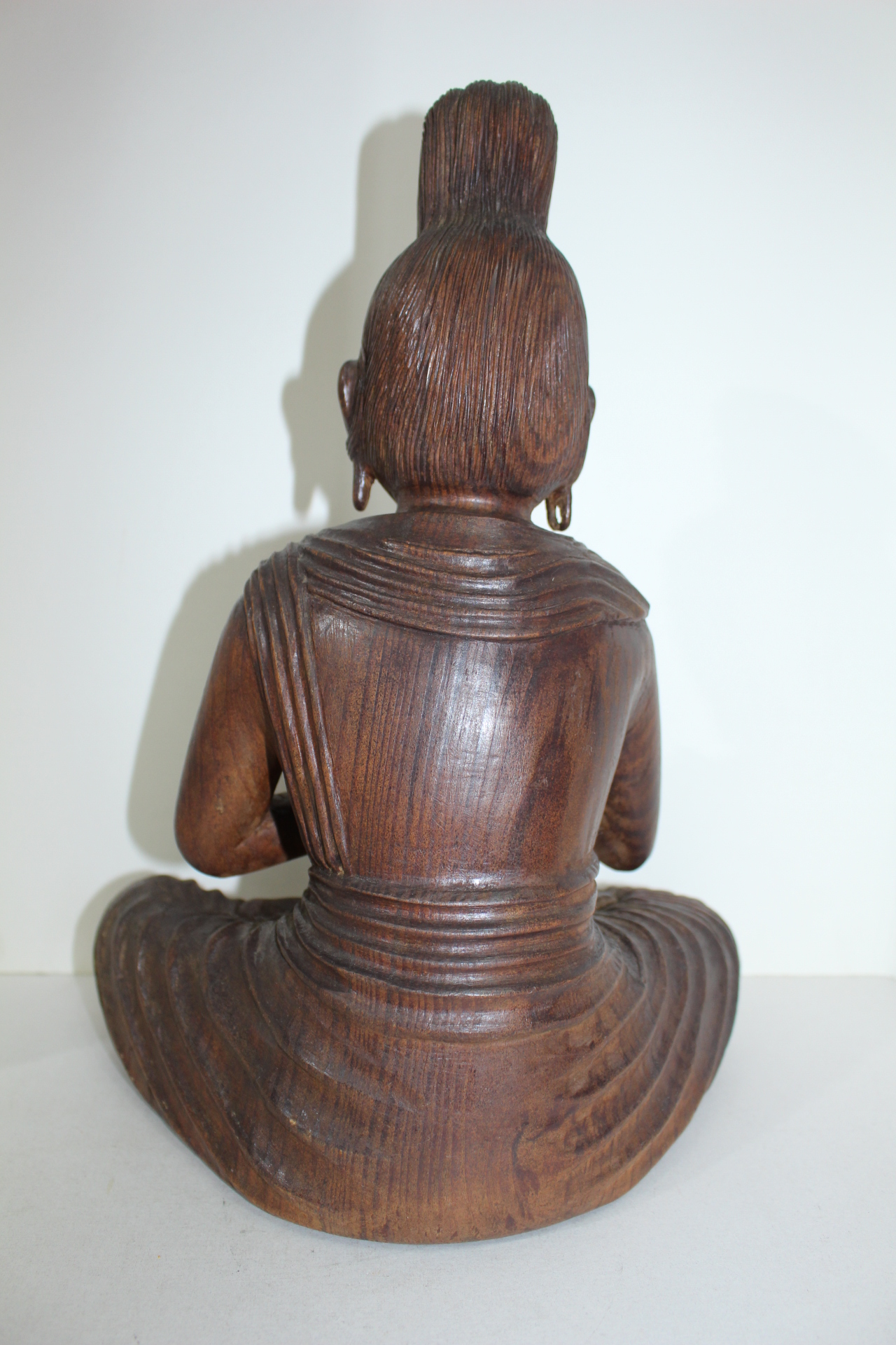 연대가좋은 원목나무로된 부처님 좌불상