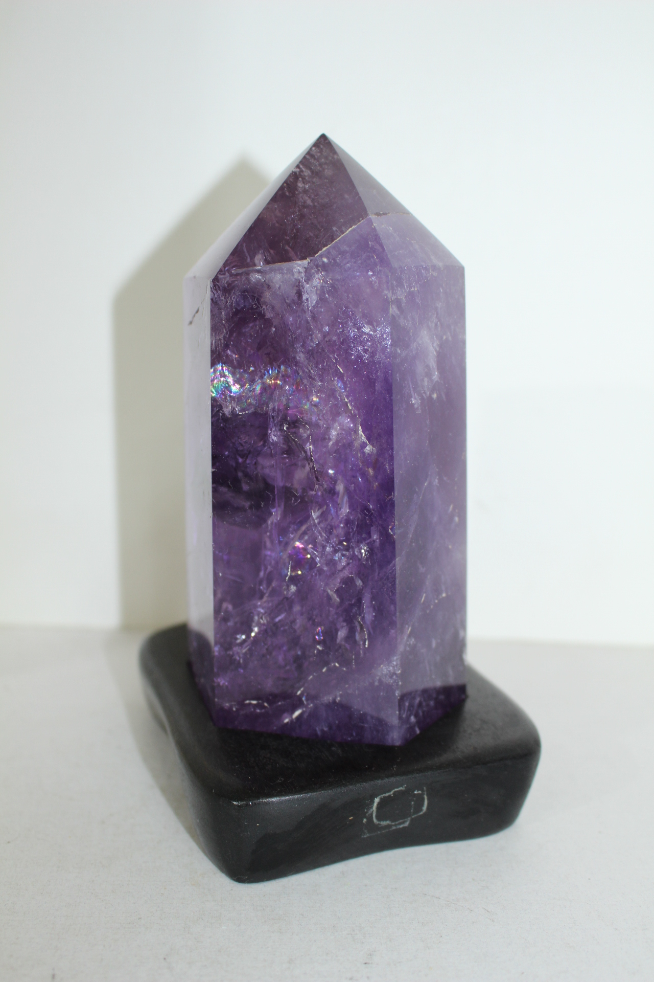 자수정 원석 조각품