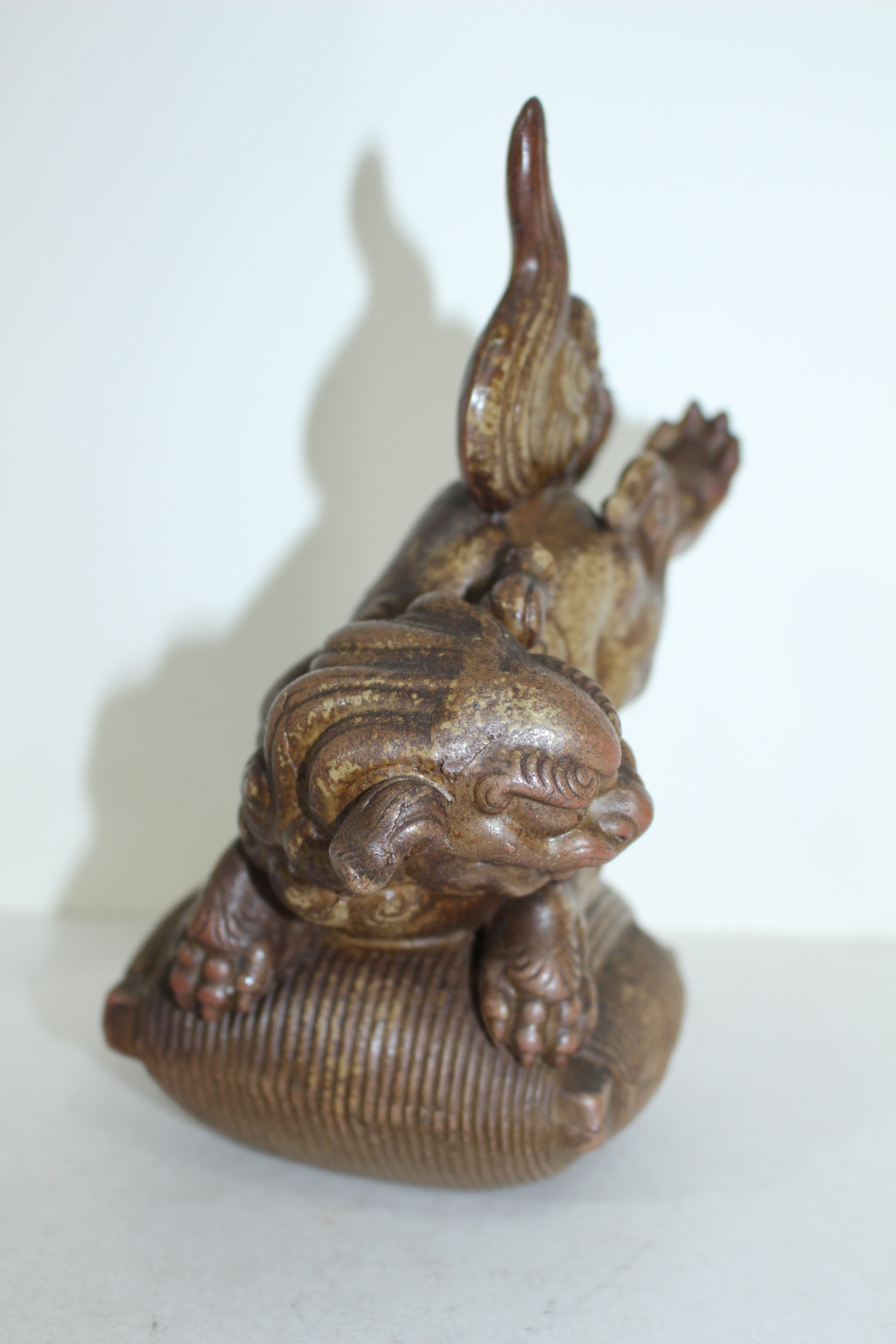 연대좋은 시가라끼(信樂) 청자 해태 조각상