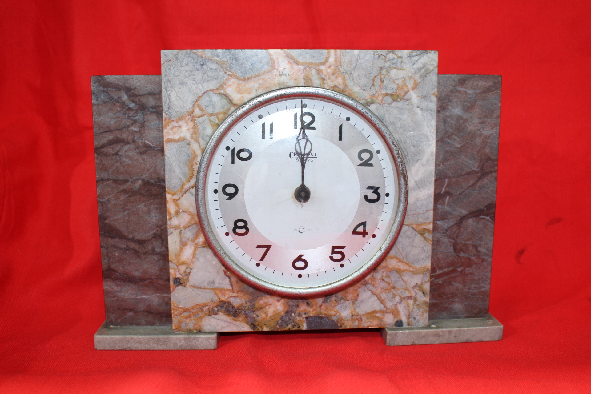 연대가좋은 대리석 테엽식 시계